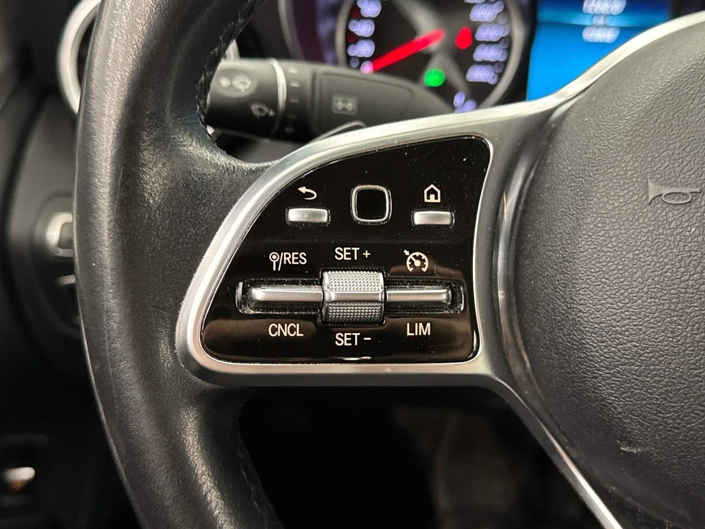 MERCEDES-BENZ C 2019