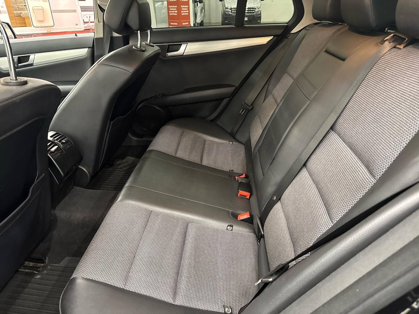 MERCEDES-BENZ C 2014