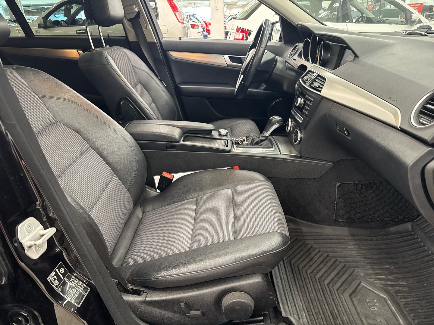 MERCEDES-BENZ C 2014