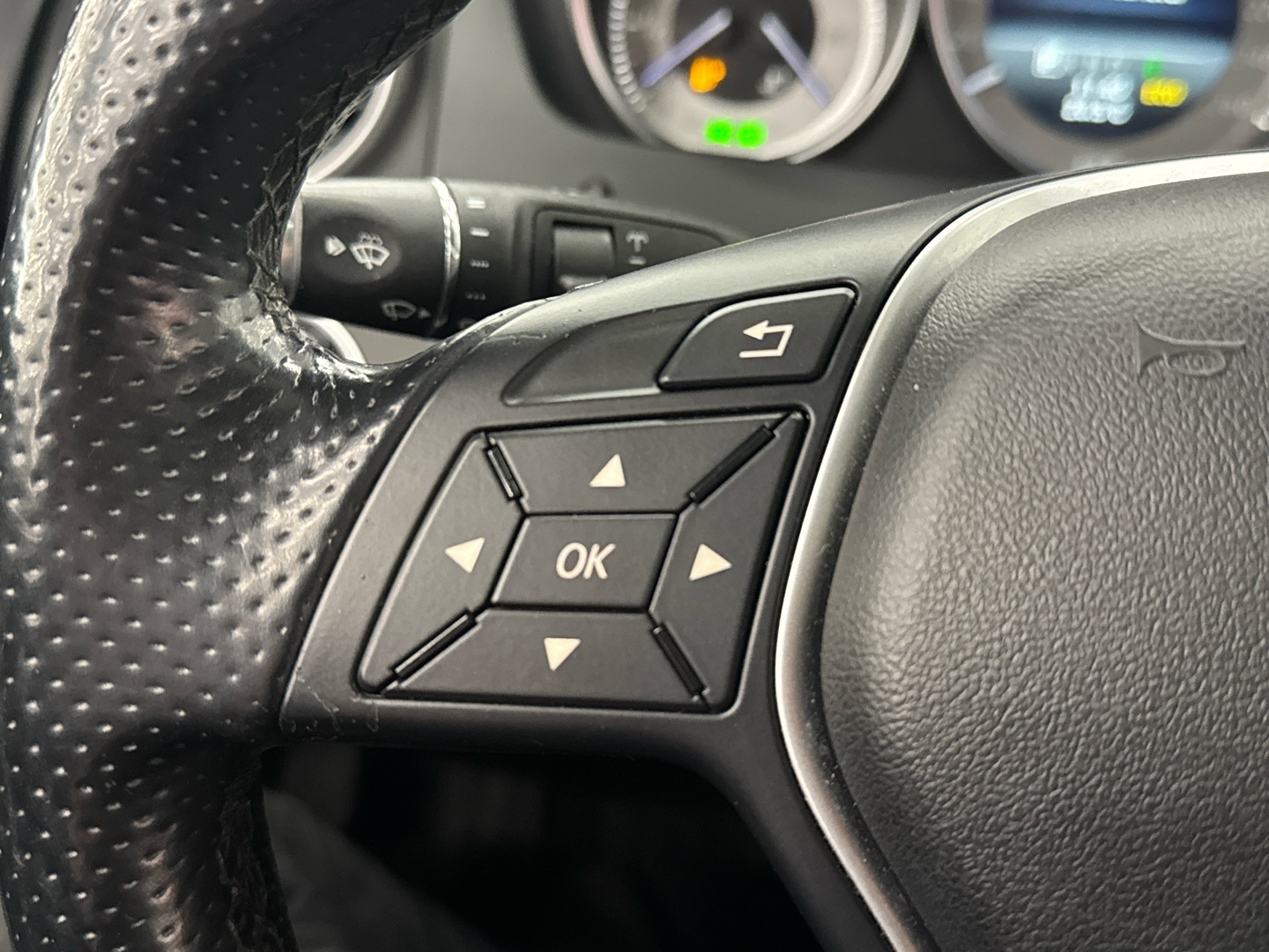 MERCEDES-BENZ C 2014