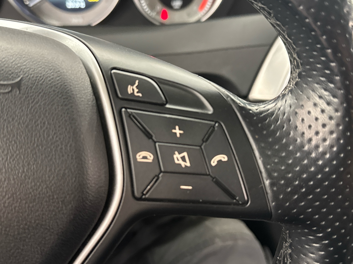 MERCEDES-BENZ C 2014