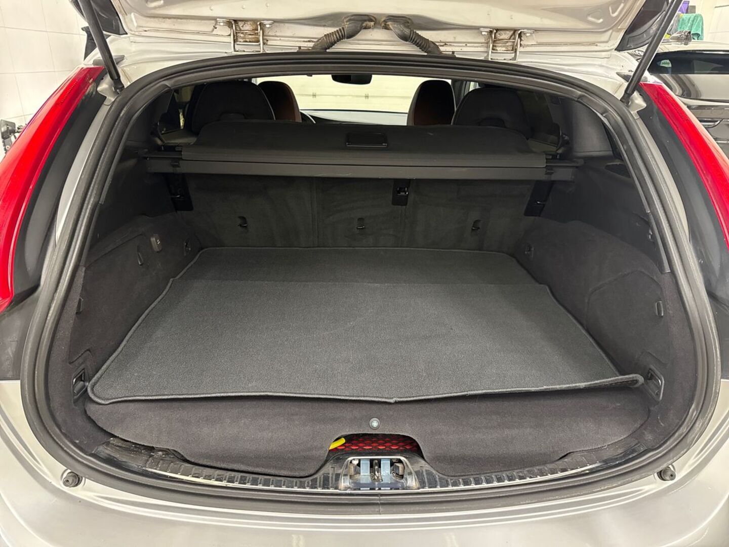 VOLVO V60 2018