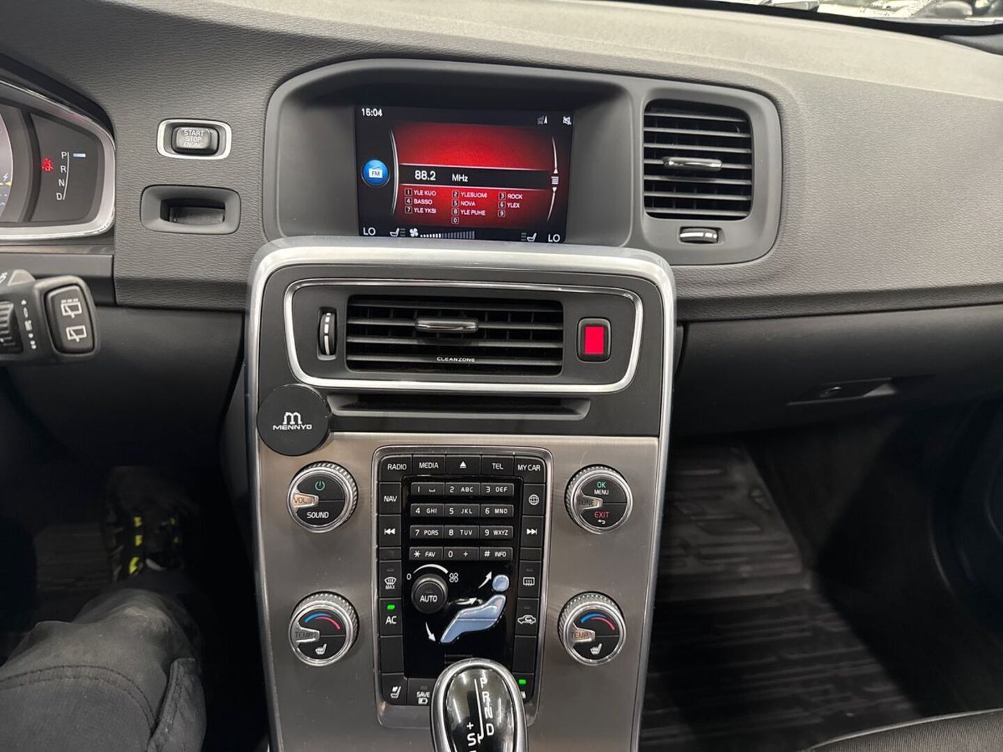 VOLVO V60 2018