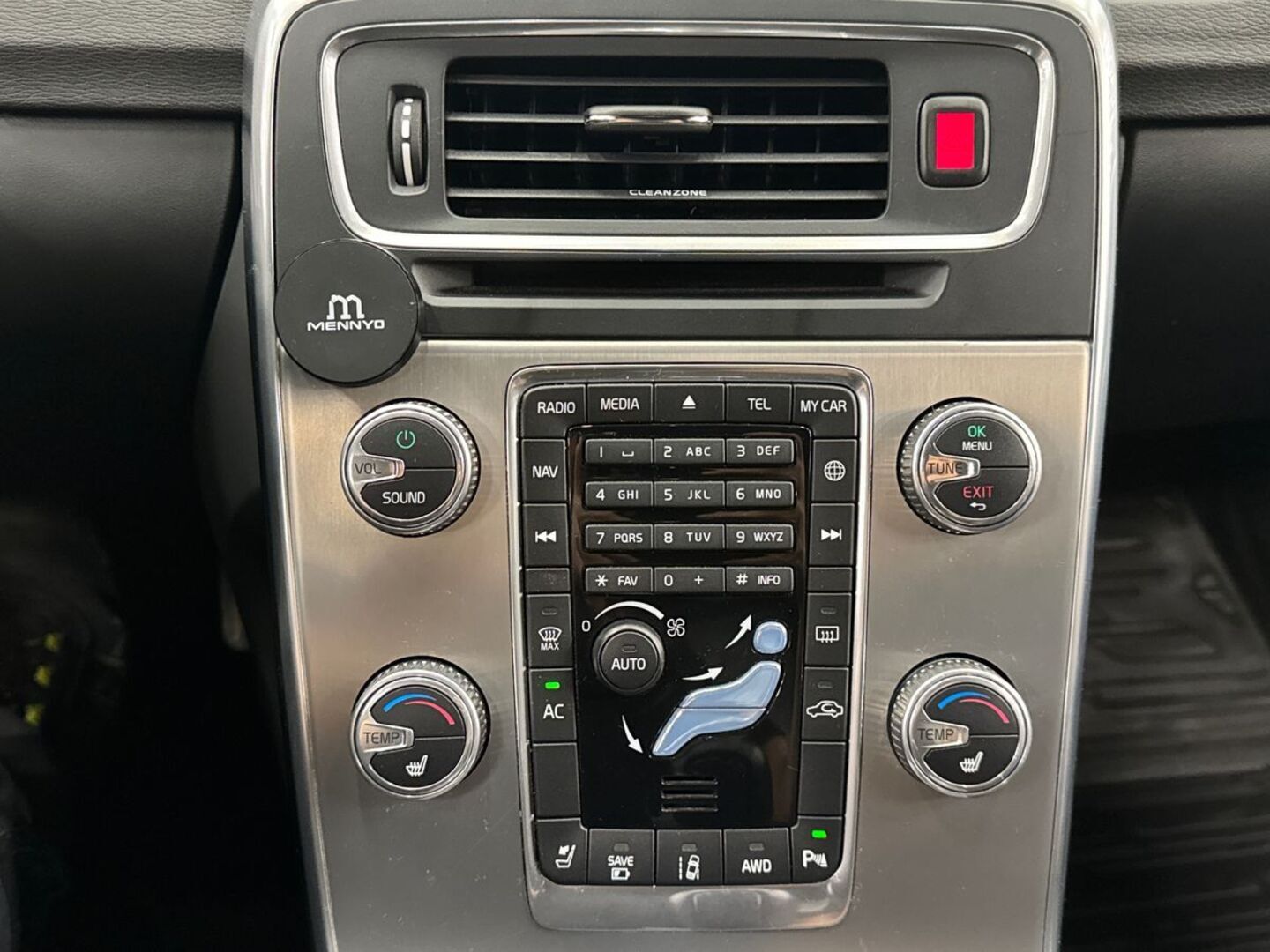VOLVO V60 2018
