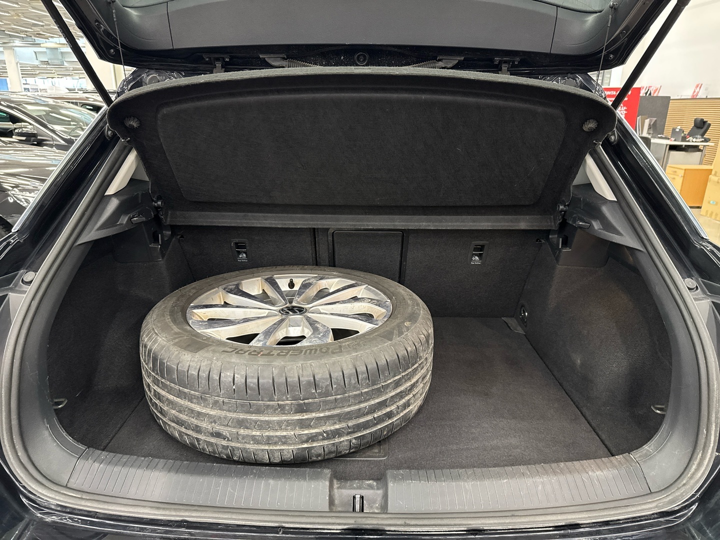 VOLKSWAGEN T-Roc 2023