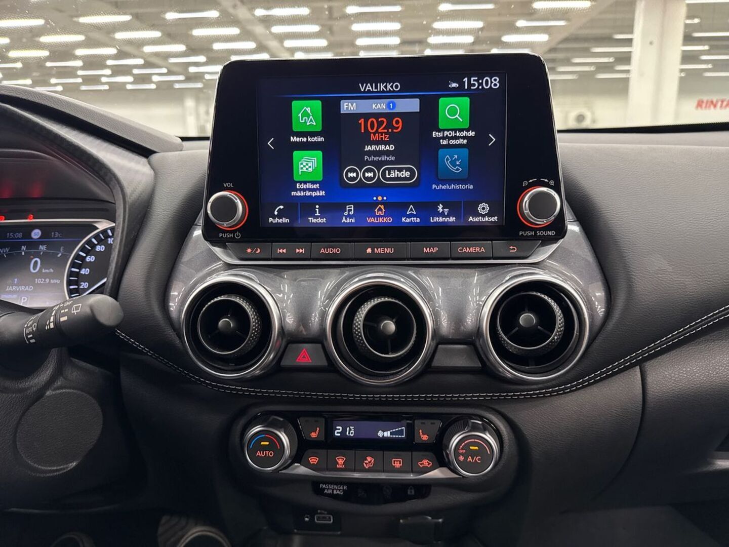 NISSAN Juke 2023