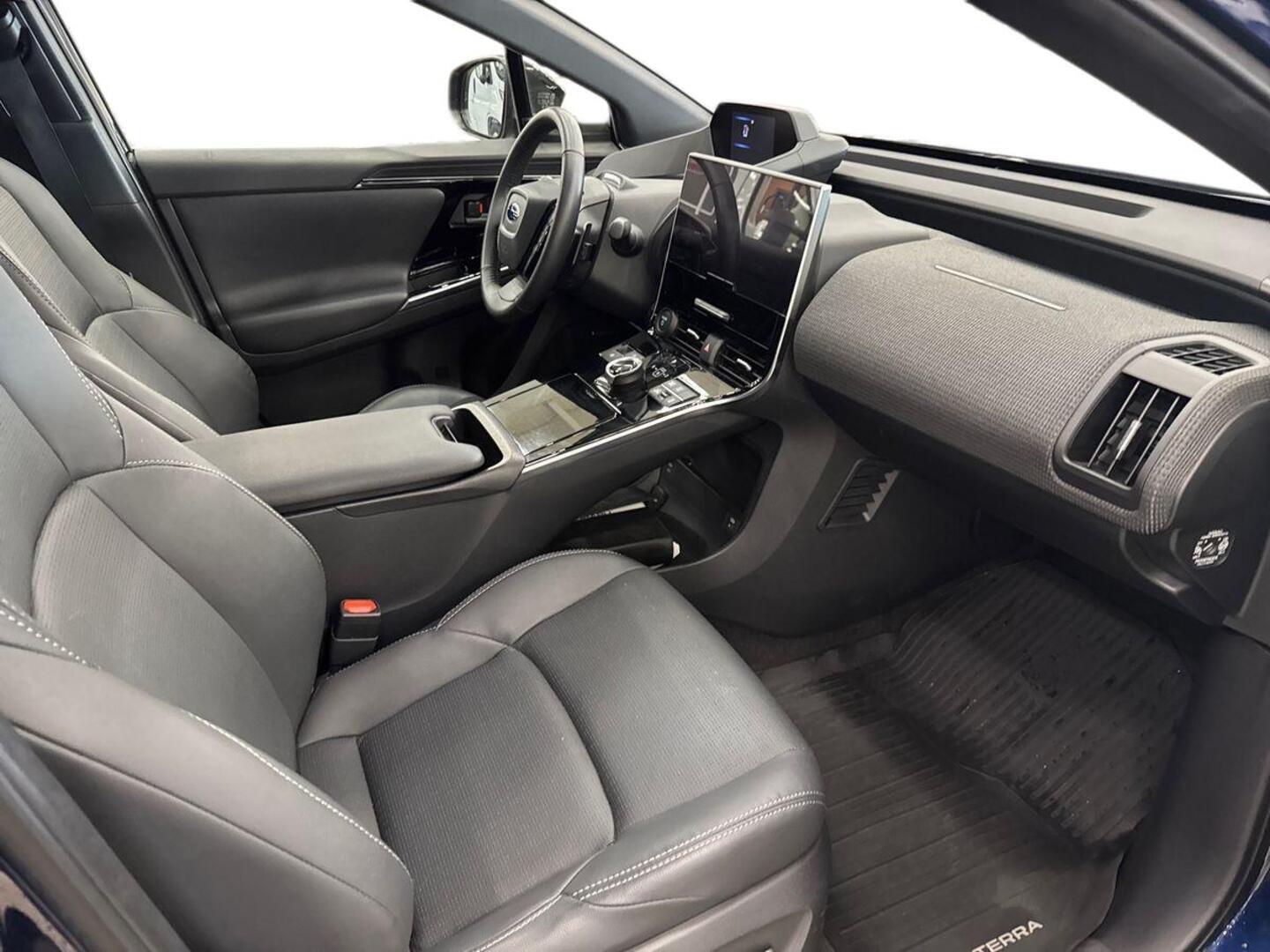 SUBARU Solterra 2024