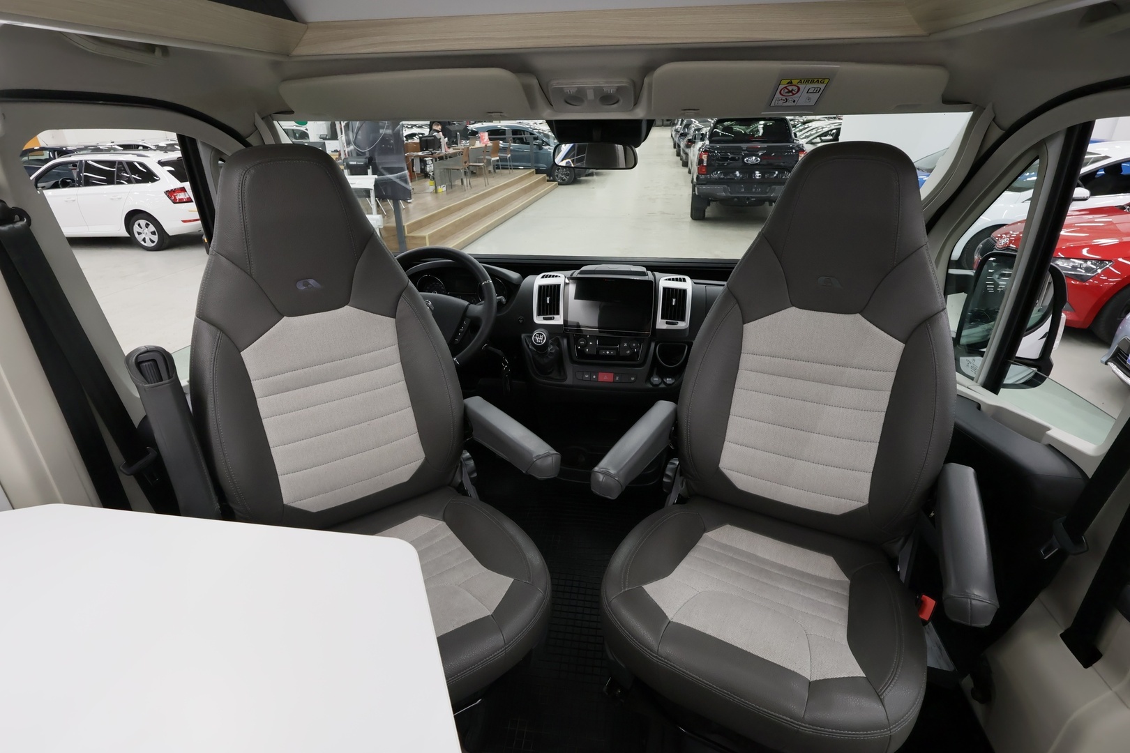 ADRIA TWIN AXESS 640 SL 2024