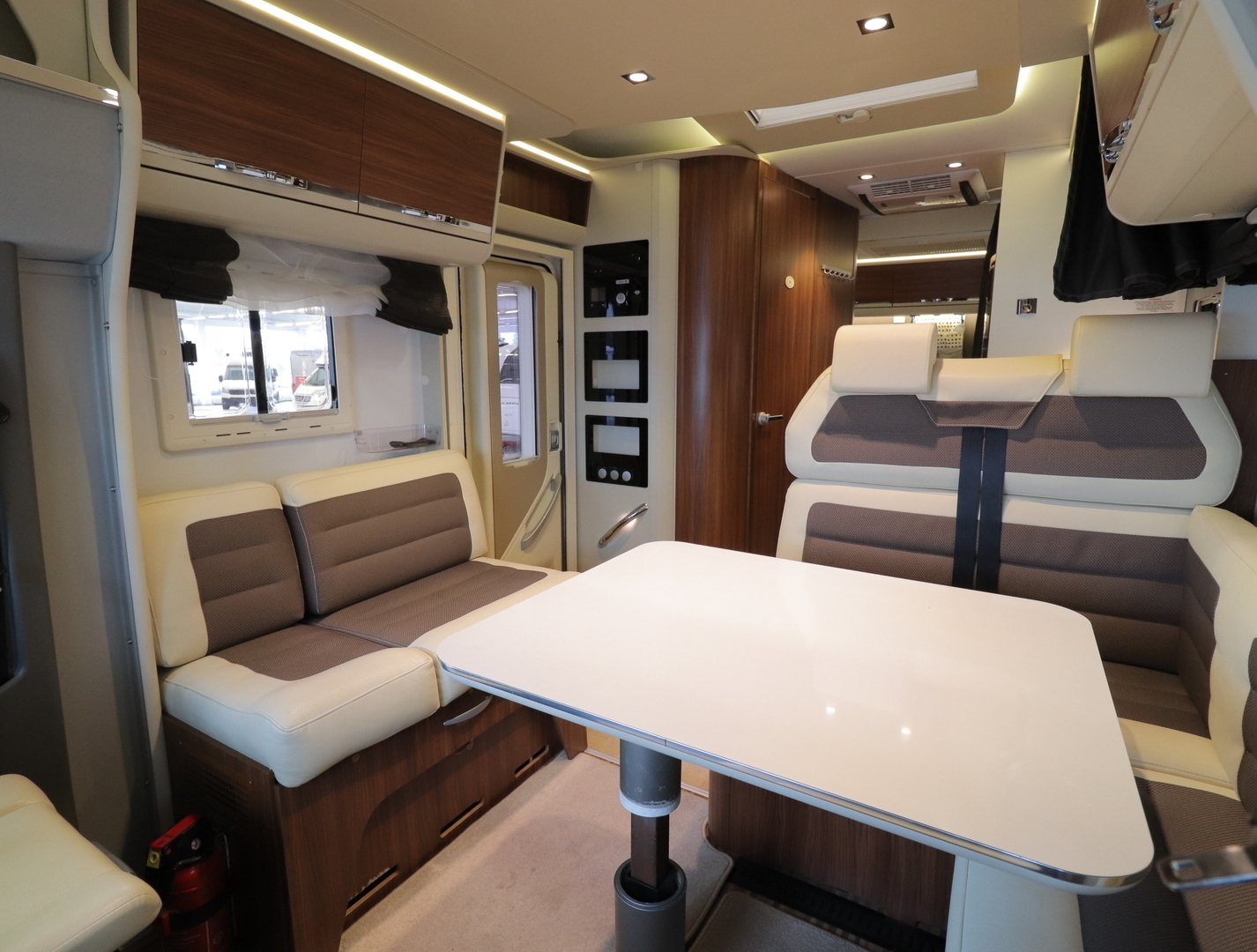 ADRIA Matrix Supreme M 687 SL 2016