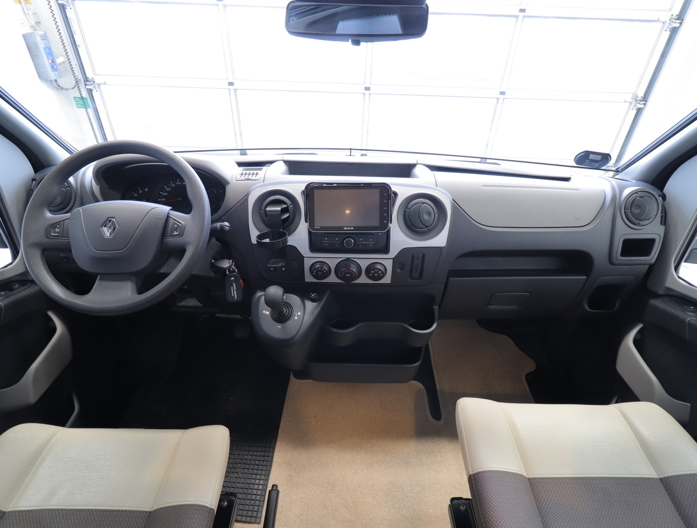 ADRIA Matrix Supreme M 687 SL 2016