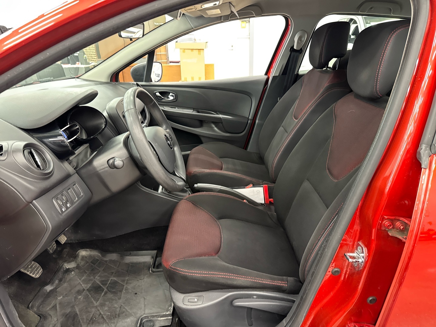 RENAULT Clio 2014