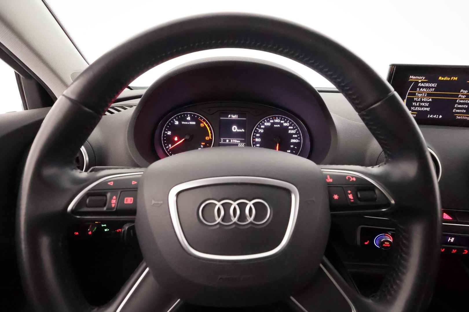 AUDI A3 2015