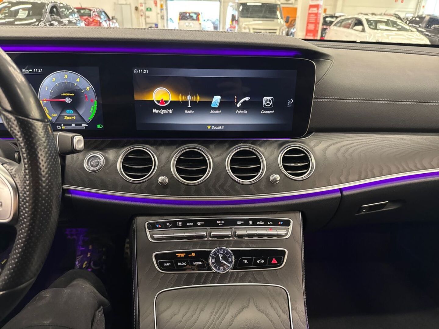 MERCEDES-BENZ E 26