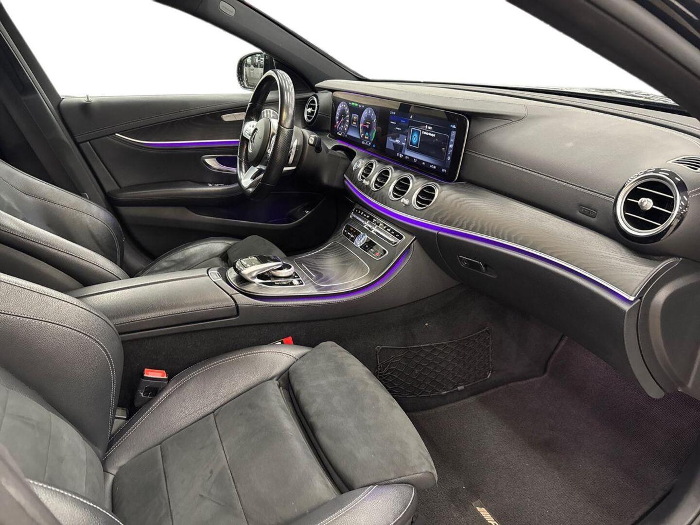 MERCEDES-BENZ E 9
