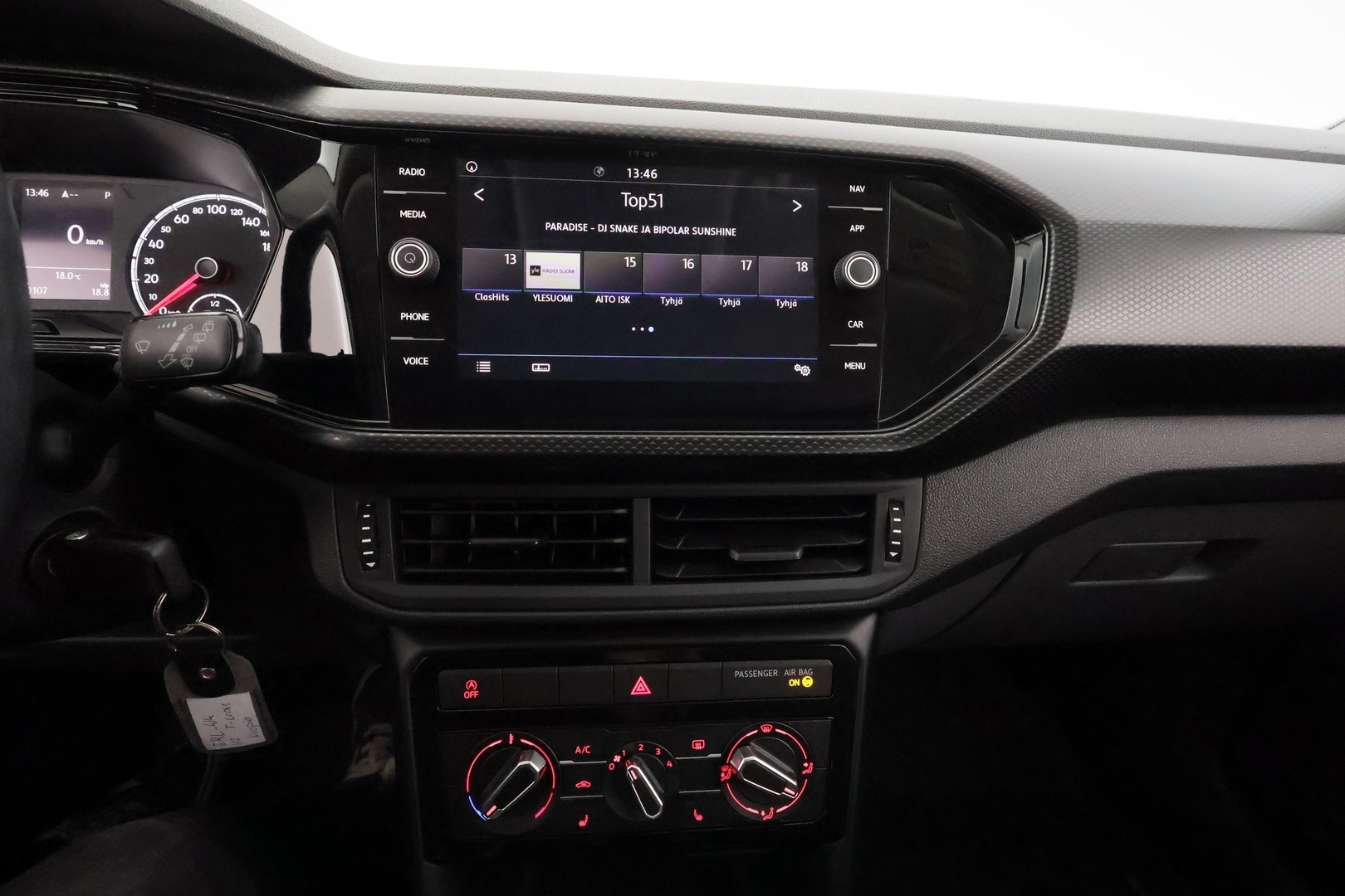 VOLKSWAGEN T-Cross 2019