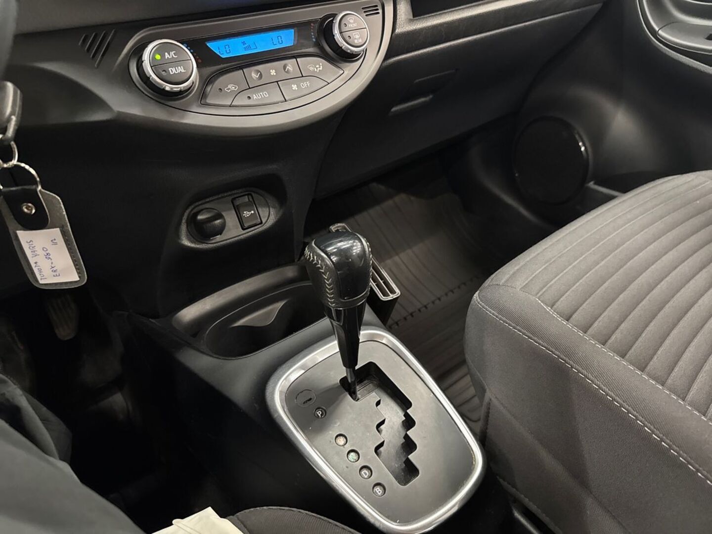 TOYOTA Yaris 2020