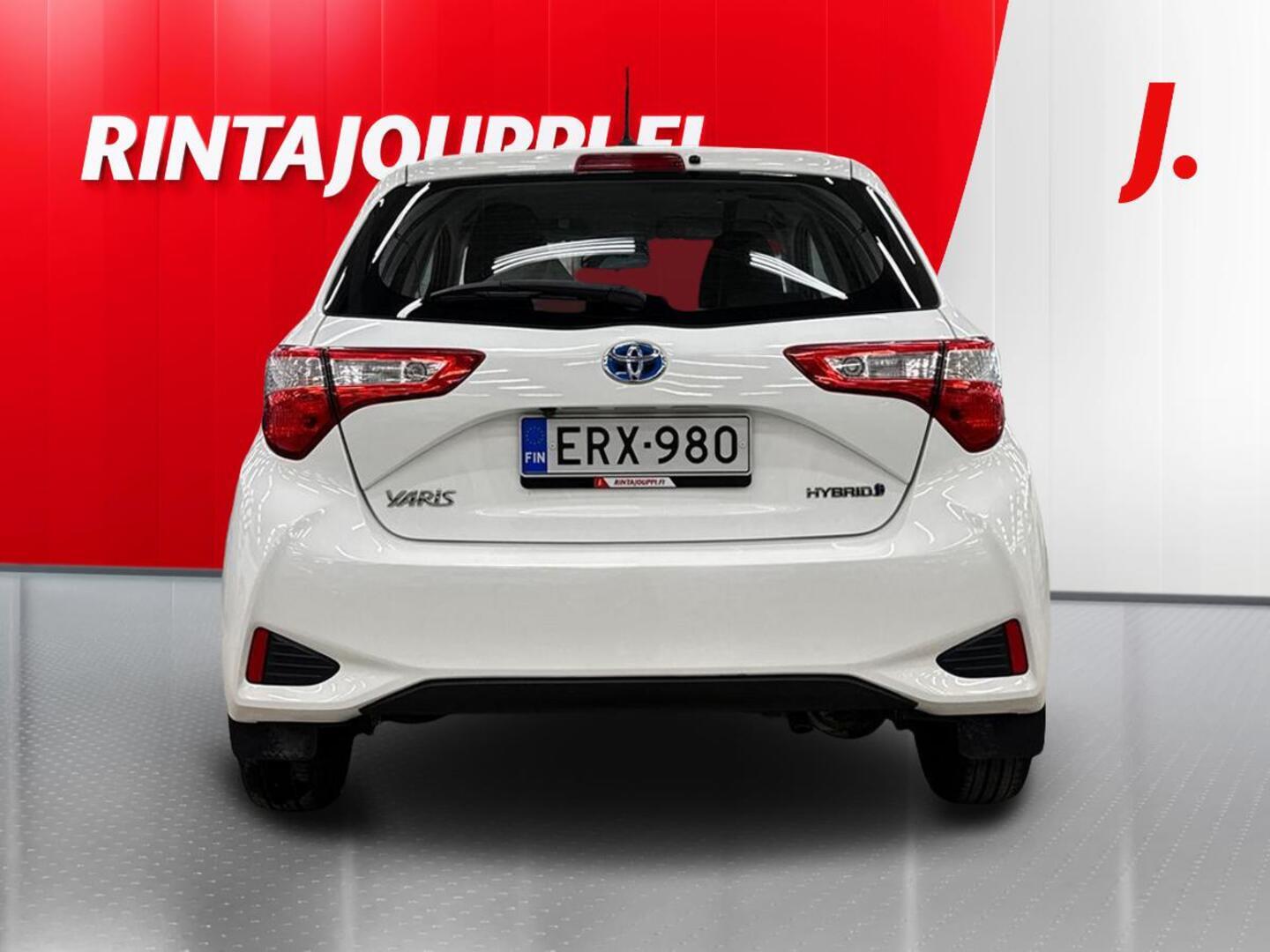 TOYOTA Yaris 2020
