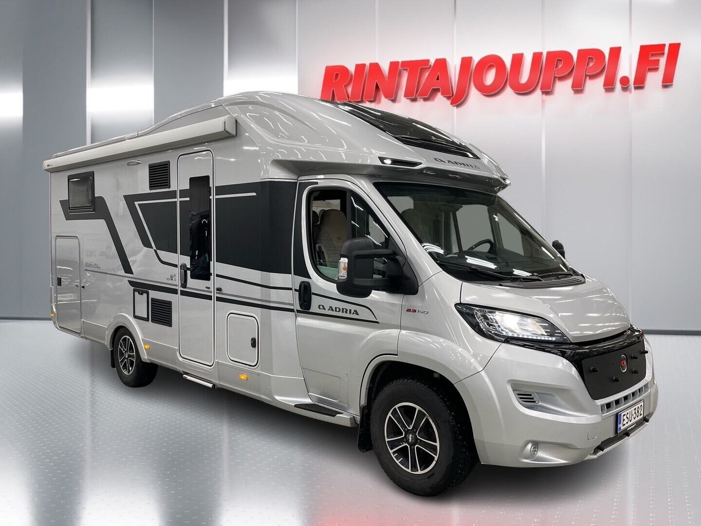 ADRIA Matrix Supreme 670 SL 2021