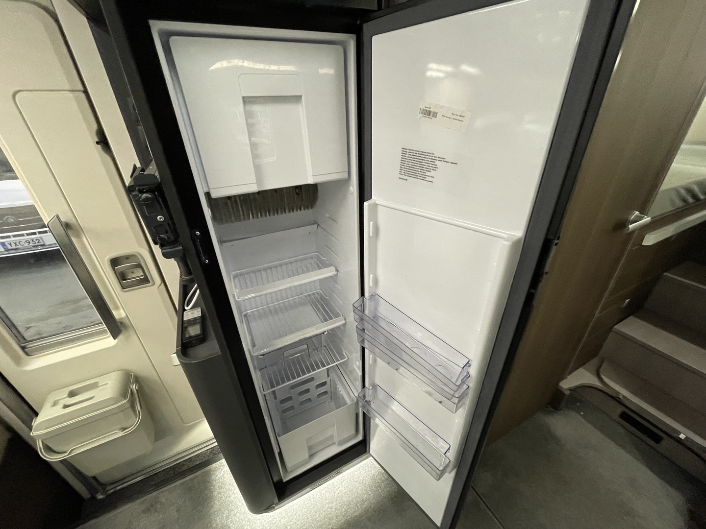 ADRIA Matrix Supreme 670 SL 2021