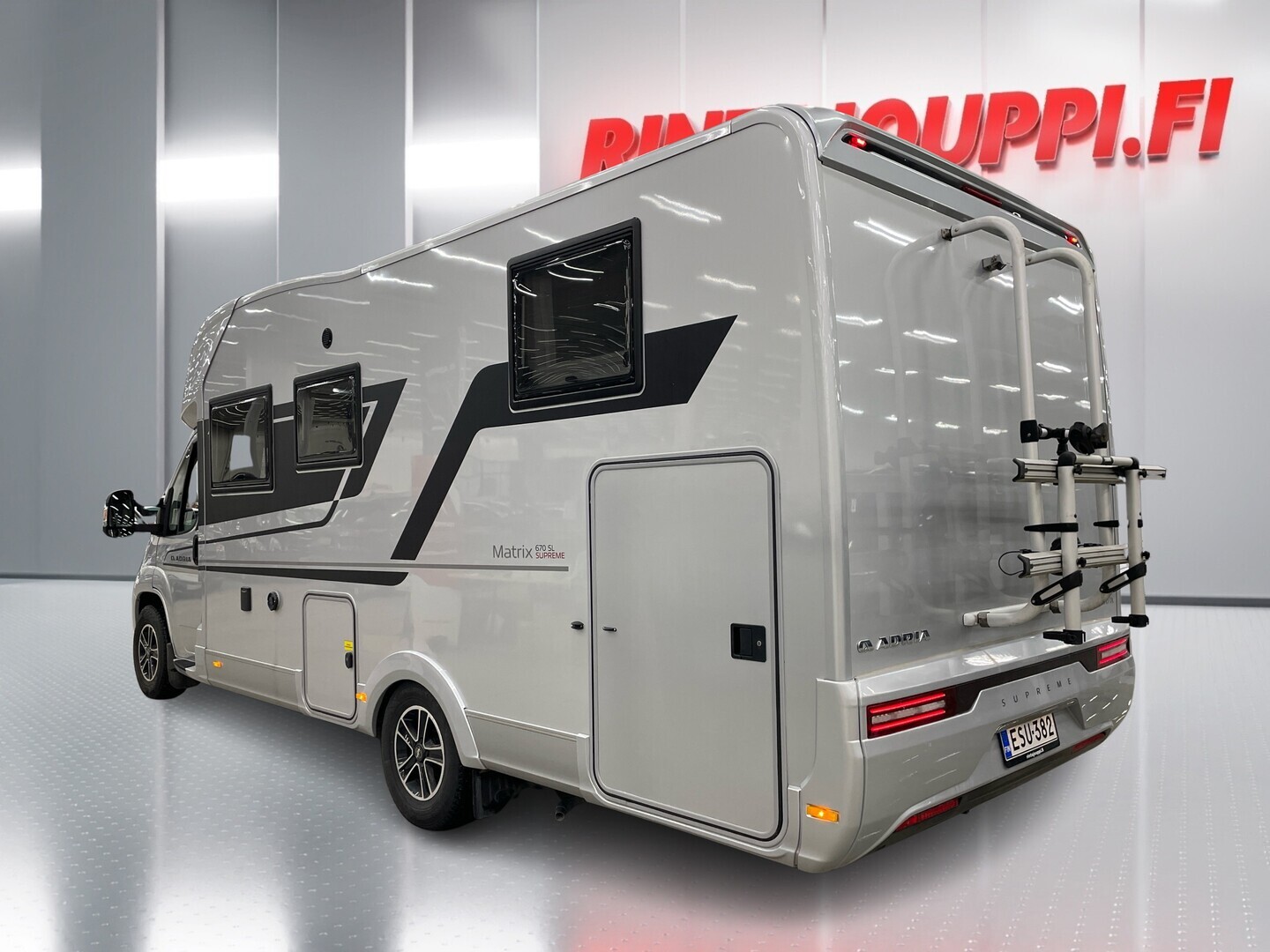 ADRIA Matrix Supreme 670 SL 2021