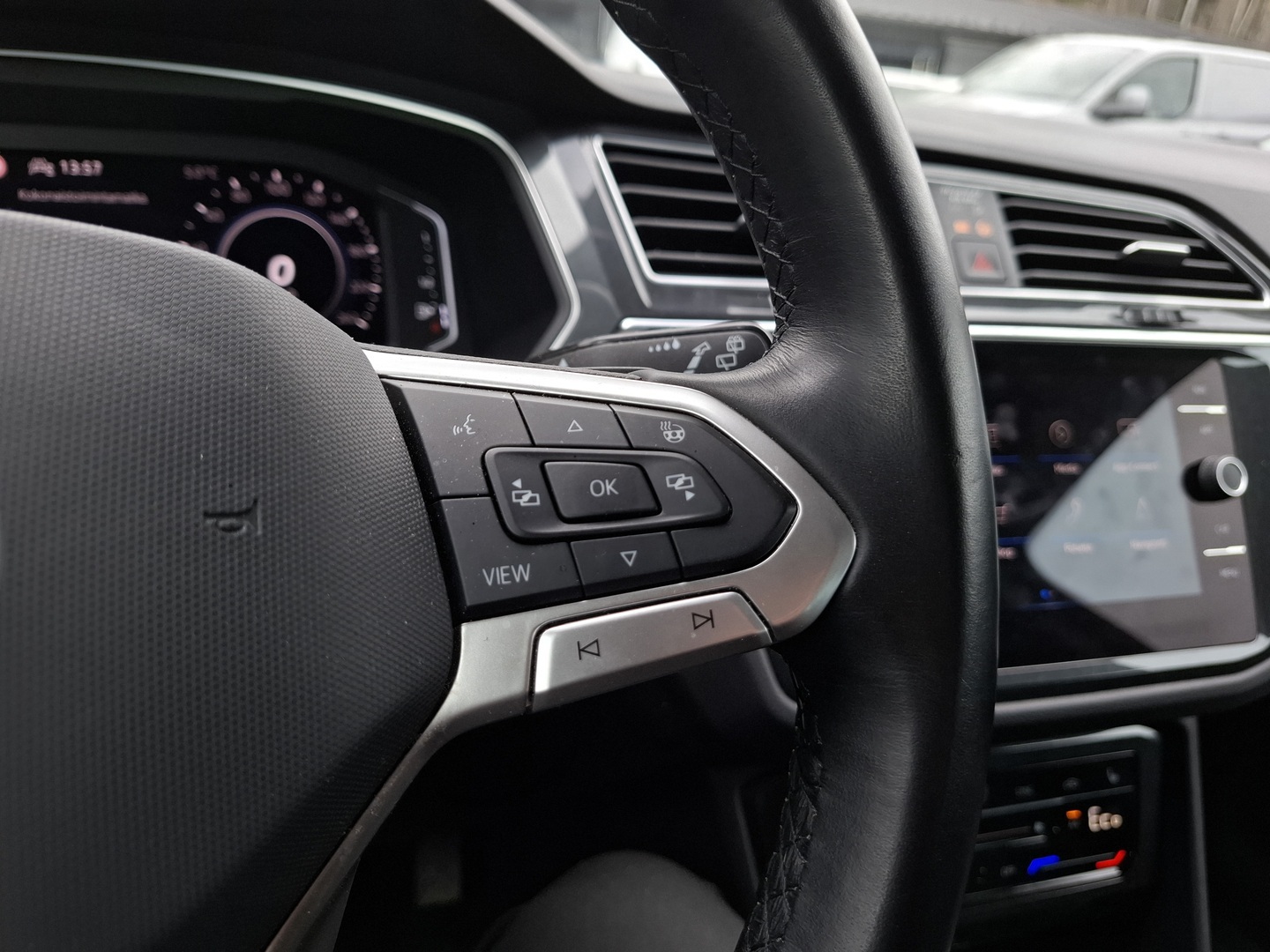 VOLKSWAGEN Tiguan 2021