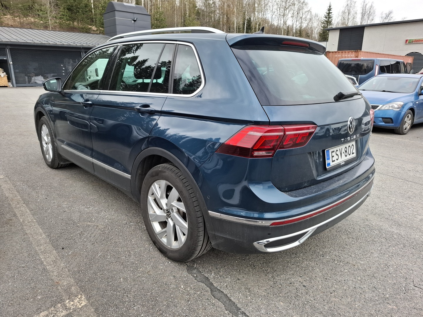 VOLKSWAGEN Tiguan 2021