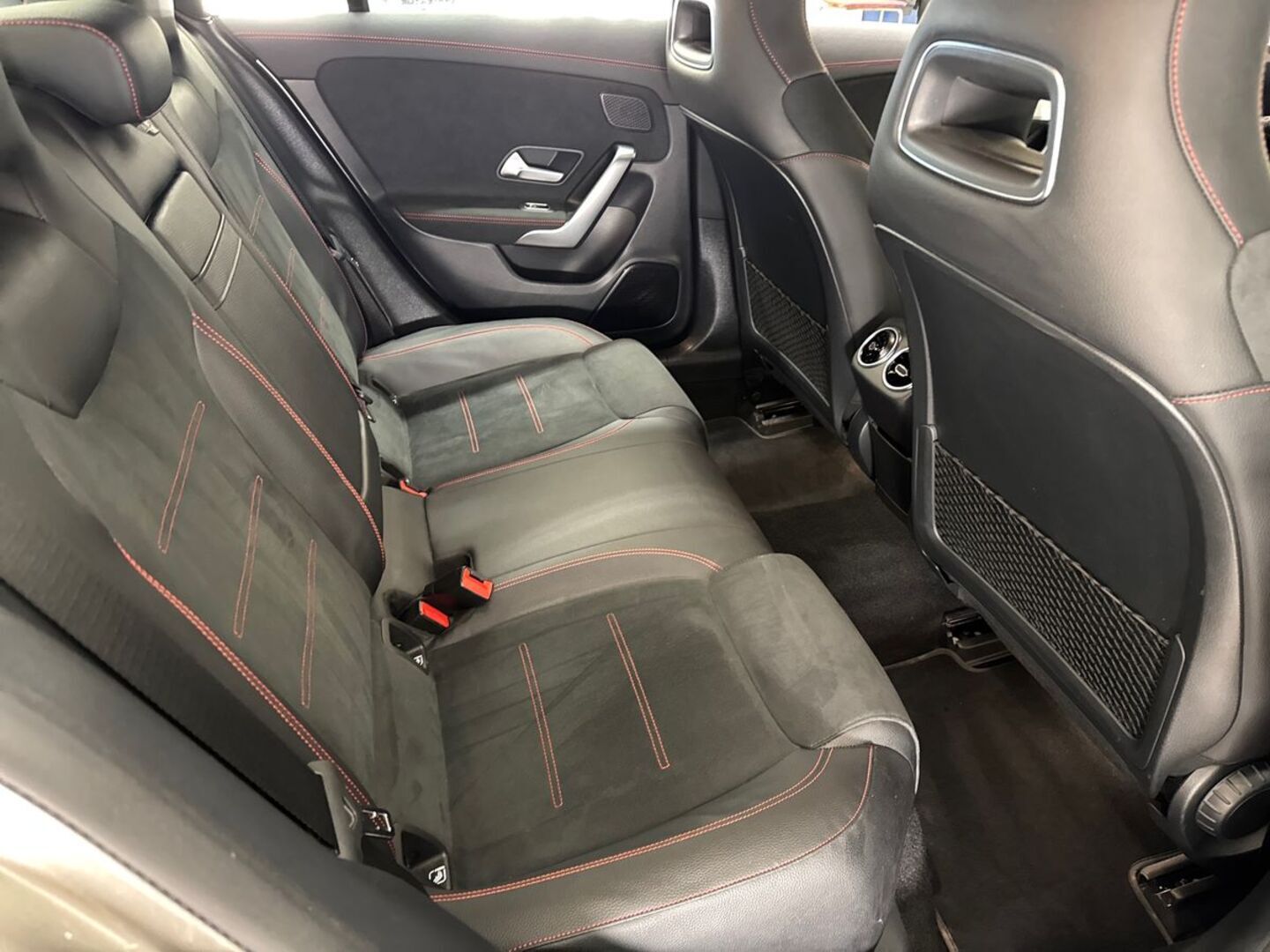 MERCEDES-BENZ CLA 2020