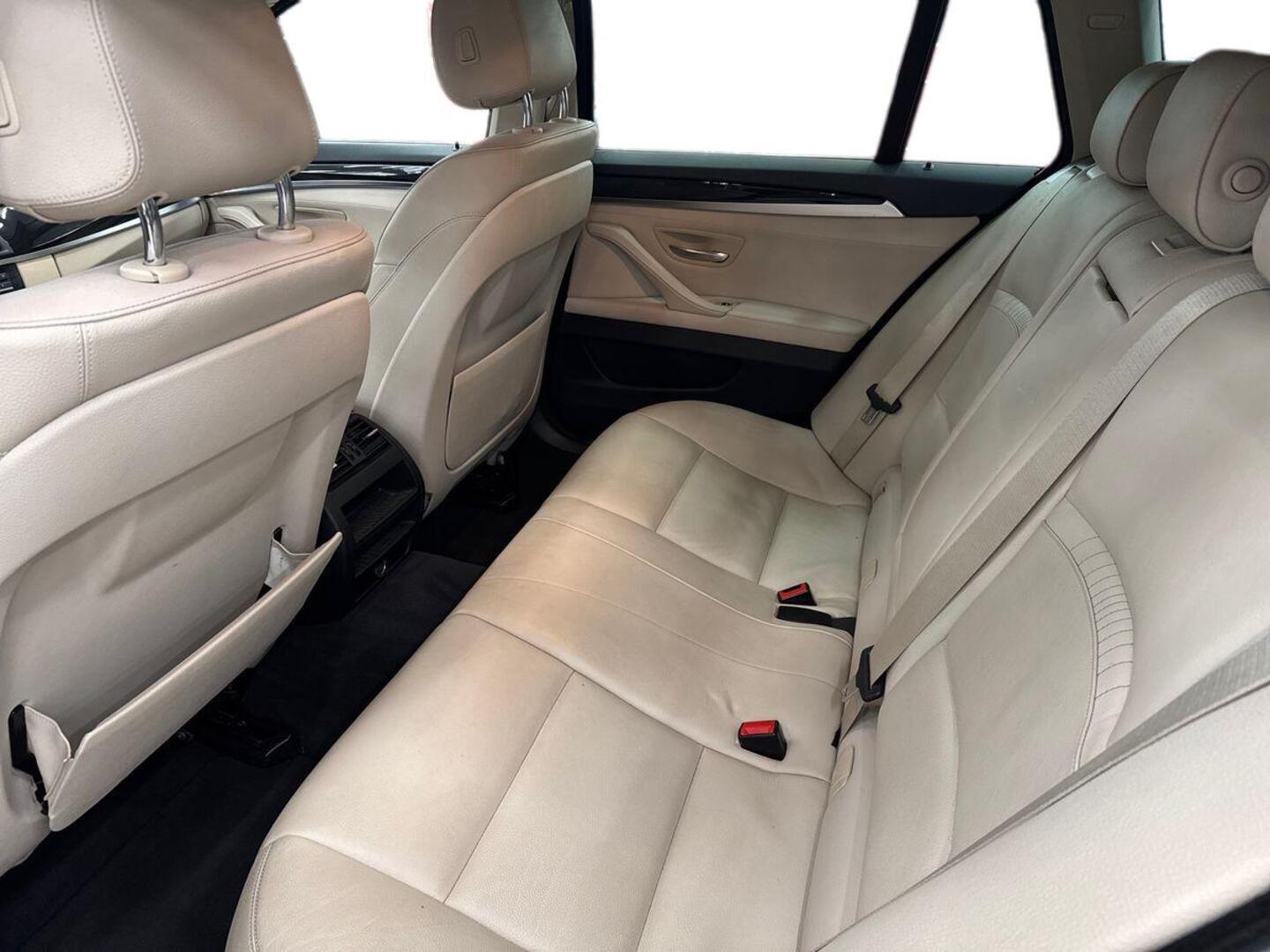 BMW 530 2015