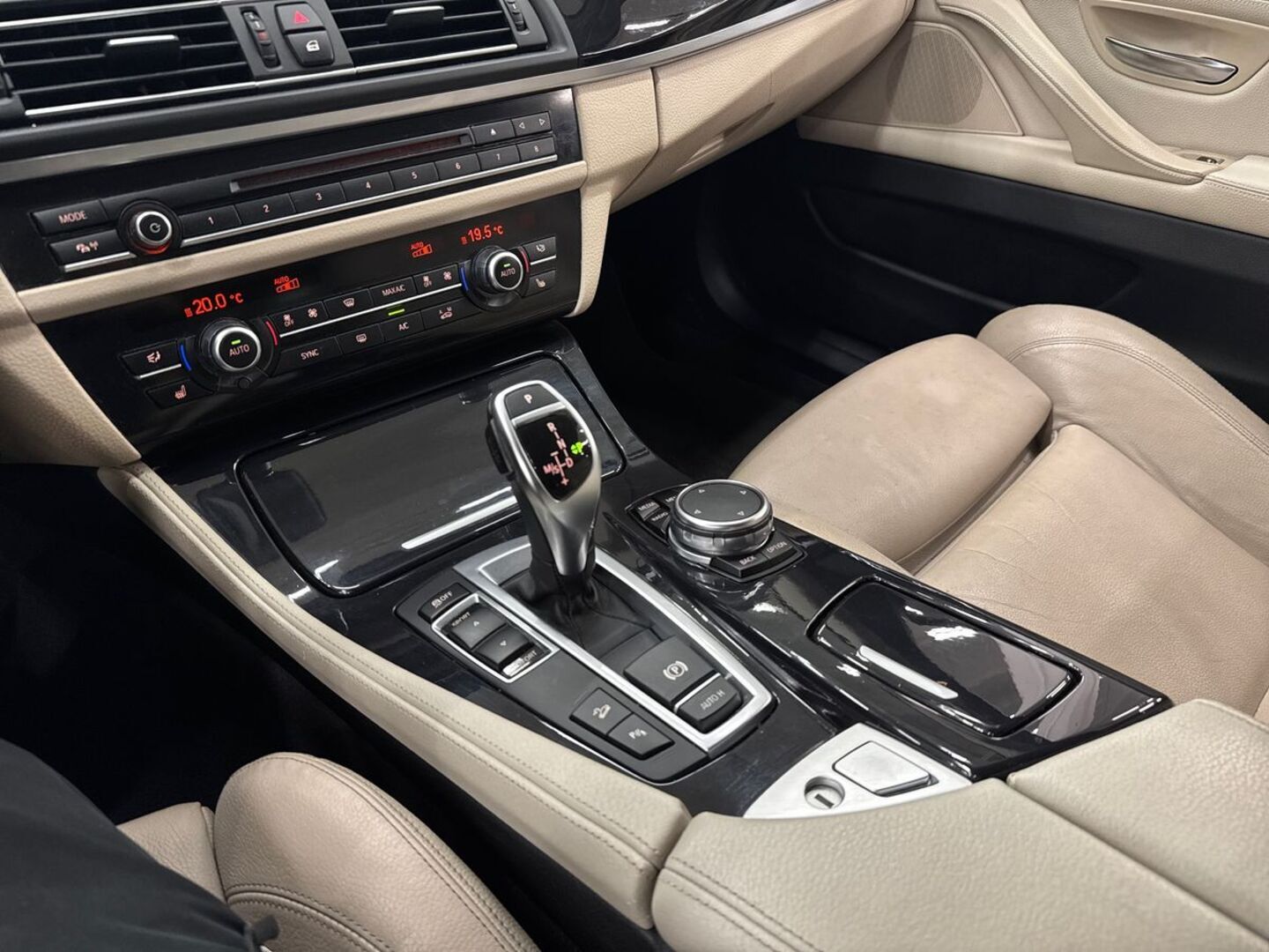 BMW 530 2015