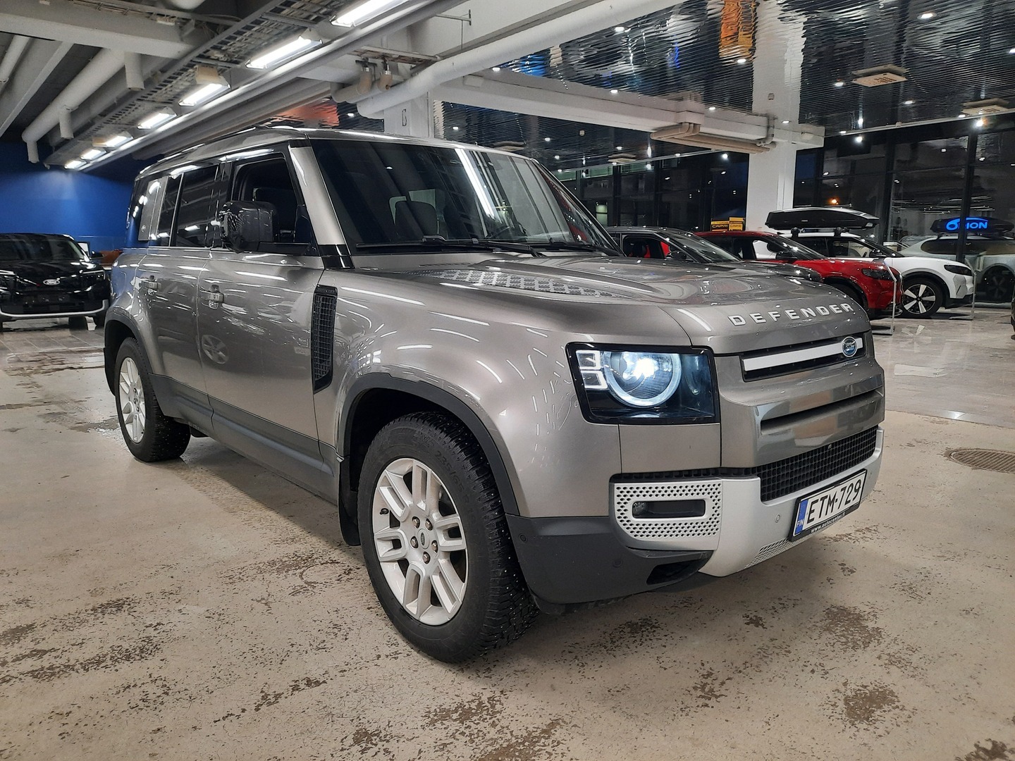 LAND ROVER Defender 2021