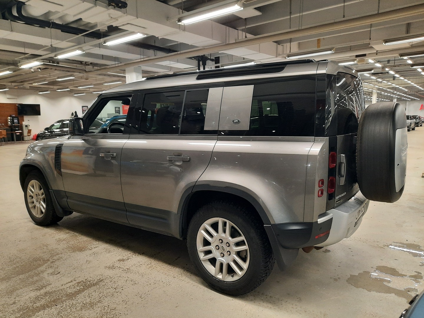 LAND ROVER Defender 2021