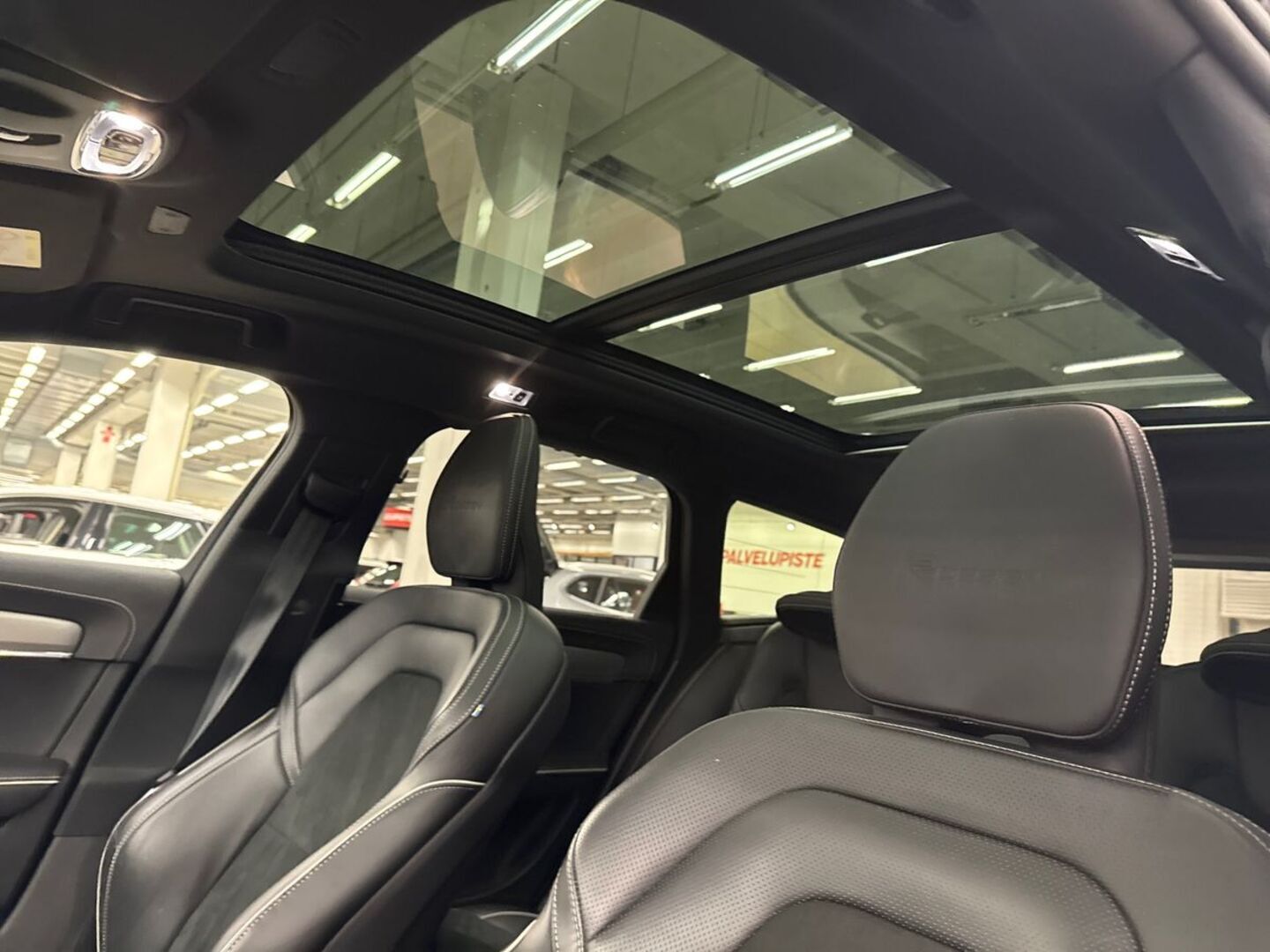 VOLVO V90 2019
