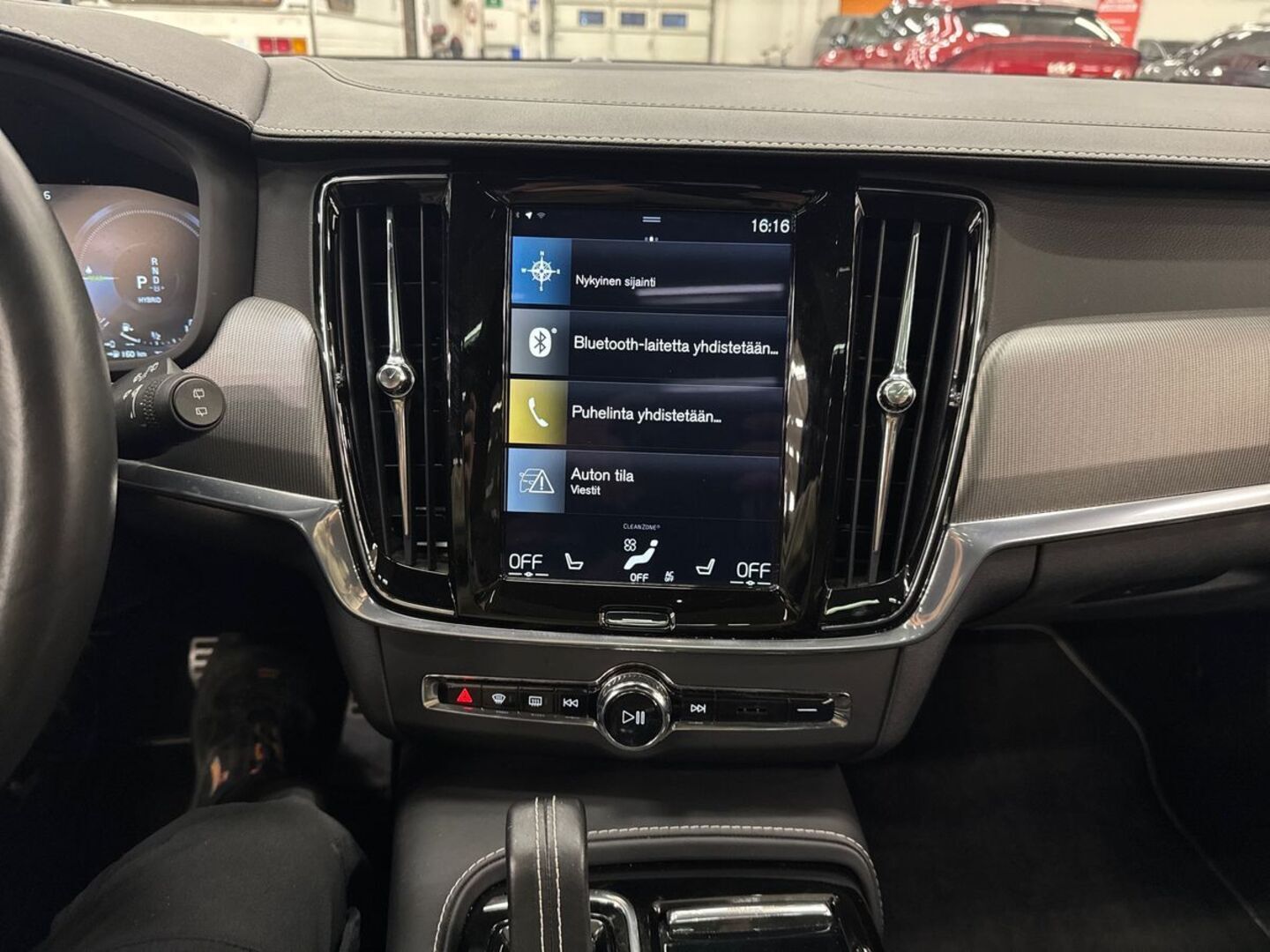 VOLVO V90 2019