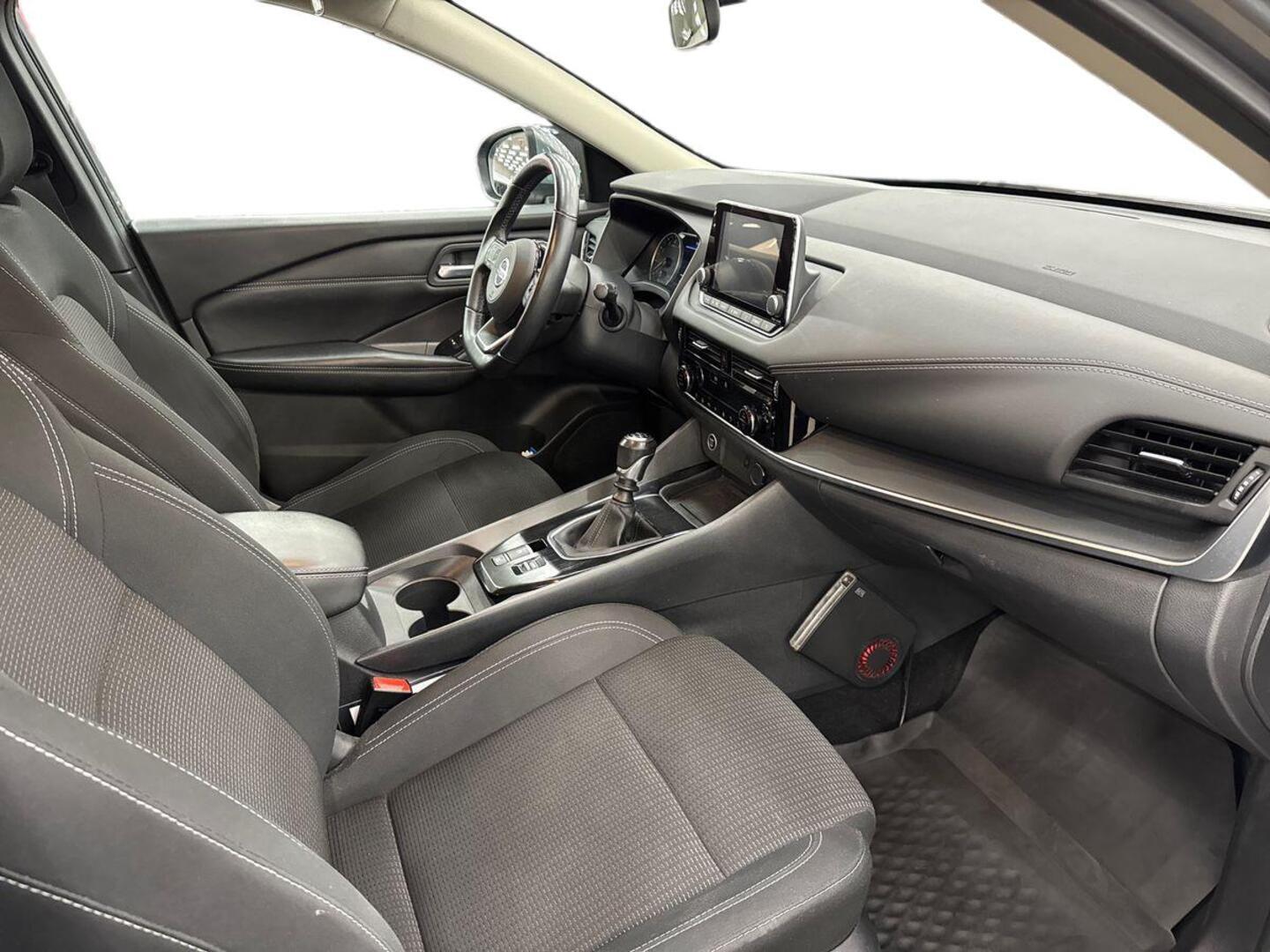 NISSAN Qashqai 2022