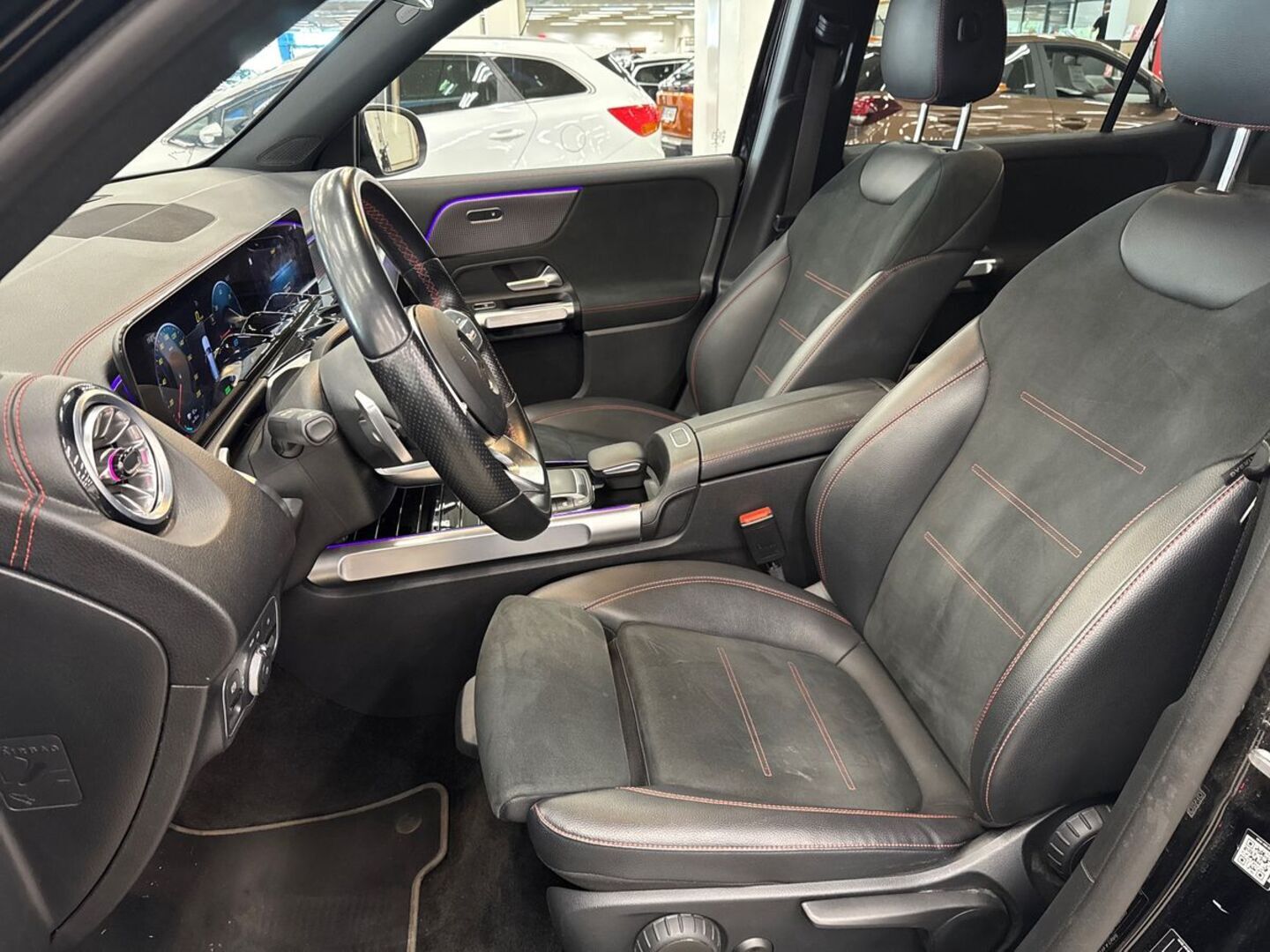 MERCEDES-BENZ EQB 15