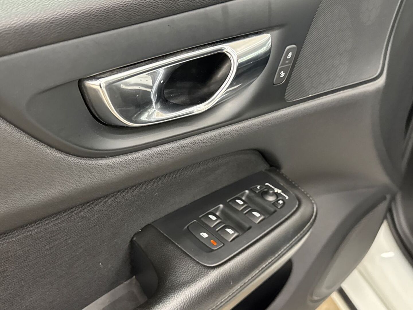 VOLVO V60 2018