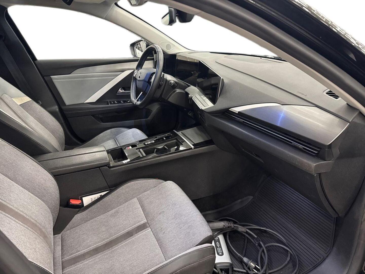 OPEL Astra 2023
