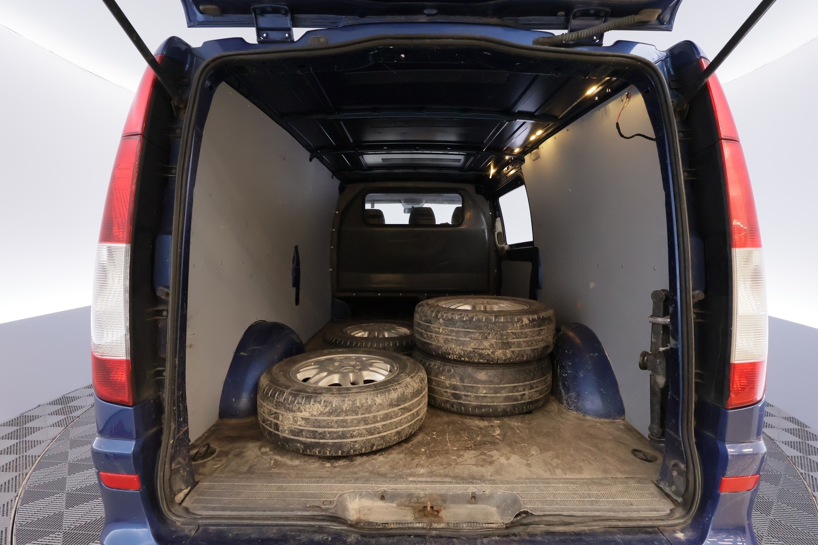 MERCEDES-BENZ Vito 2011