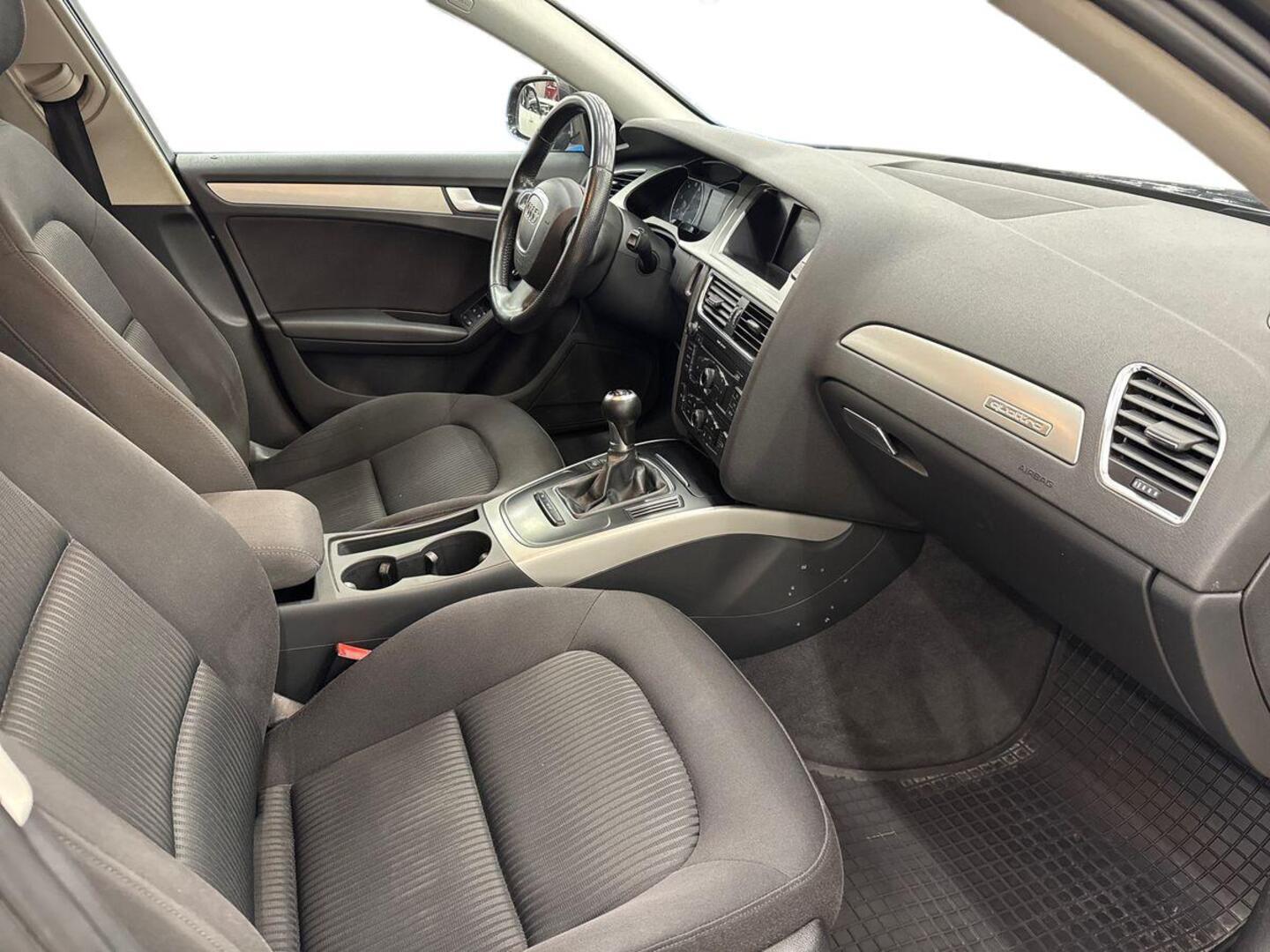 AUDI A4 2010