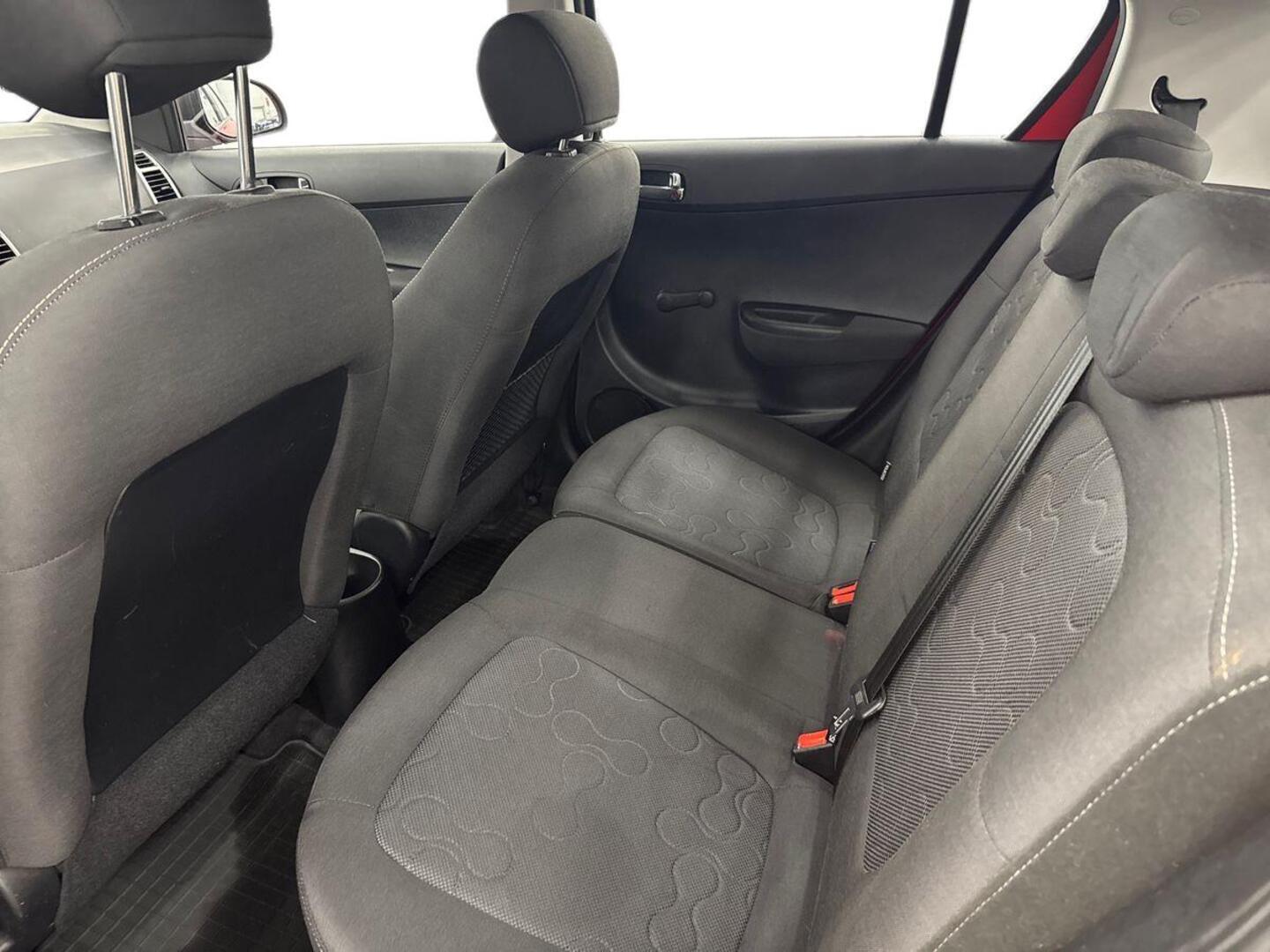 HYUNDAI i20 2011