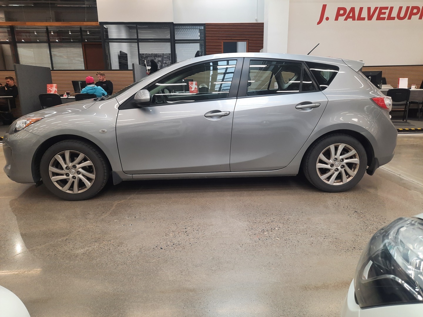 MAZDA Mazda3 2013