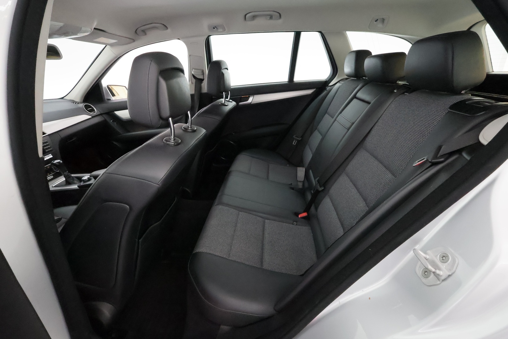 MERCEDES-BENZ C 2012