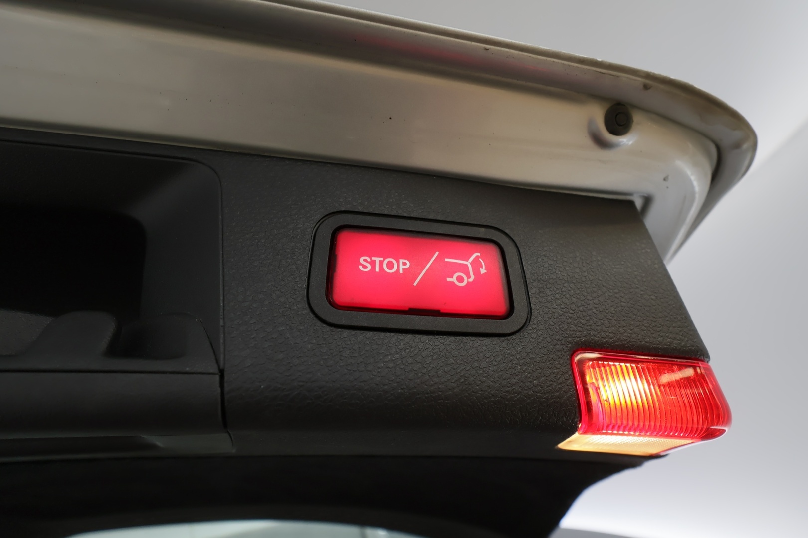 MERCEDES-BENZ C 2012