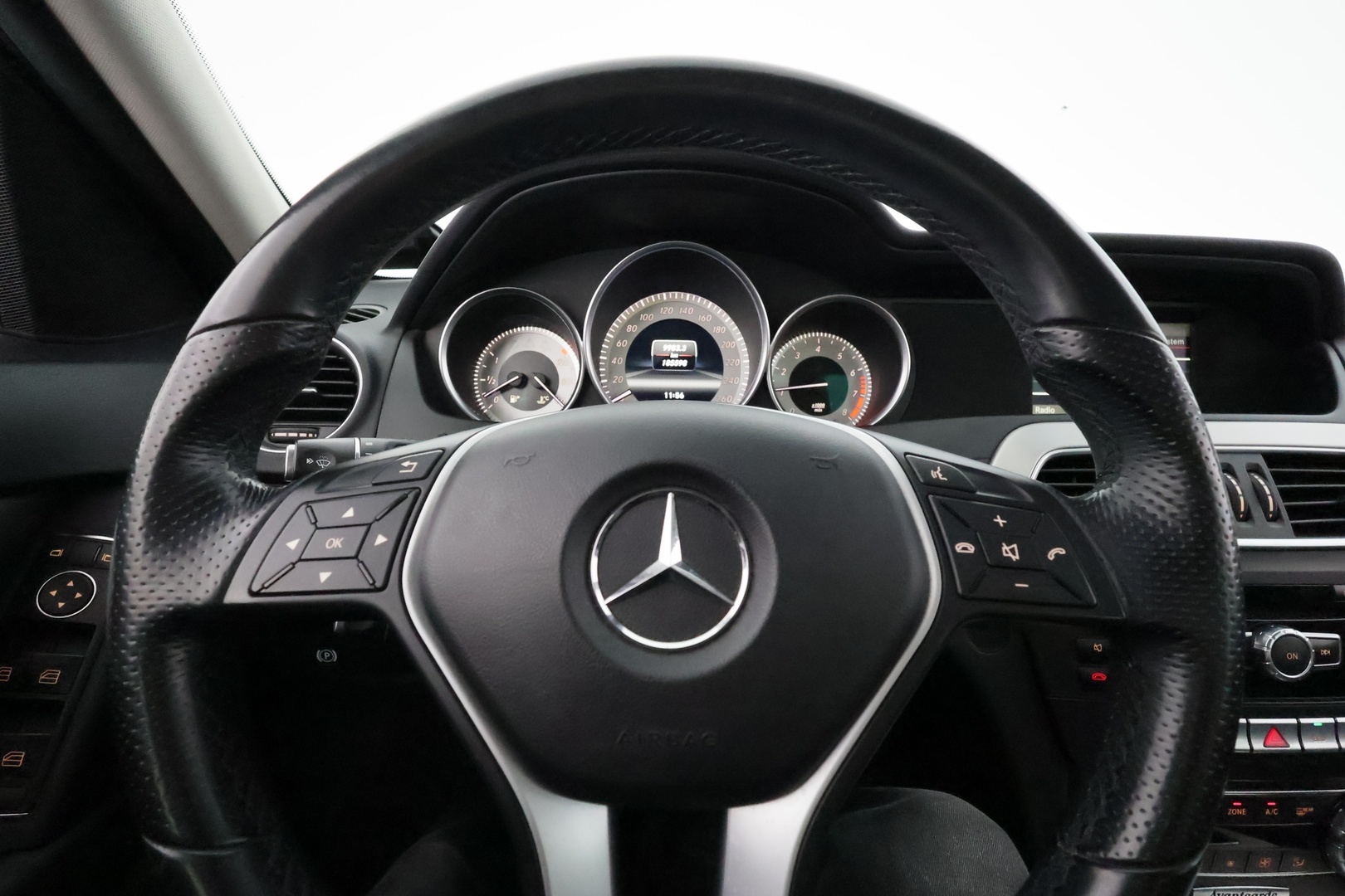 MERCEDES-BENZ C 2012