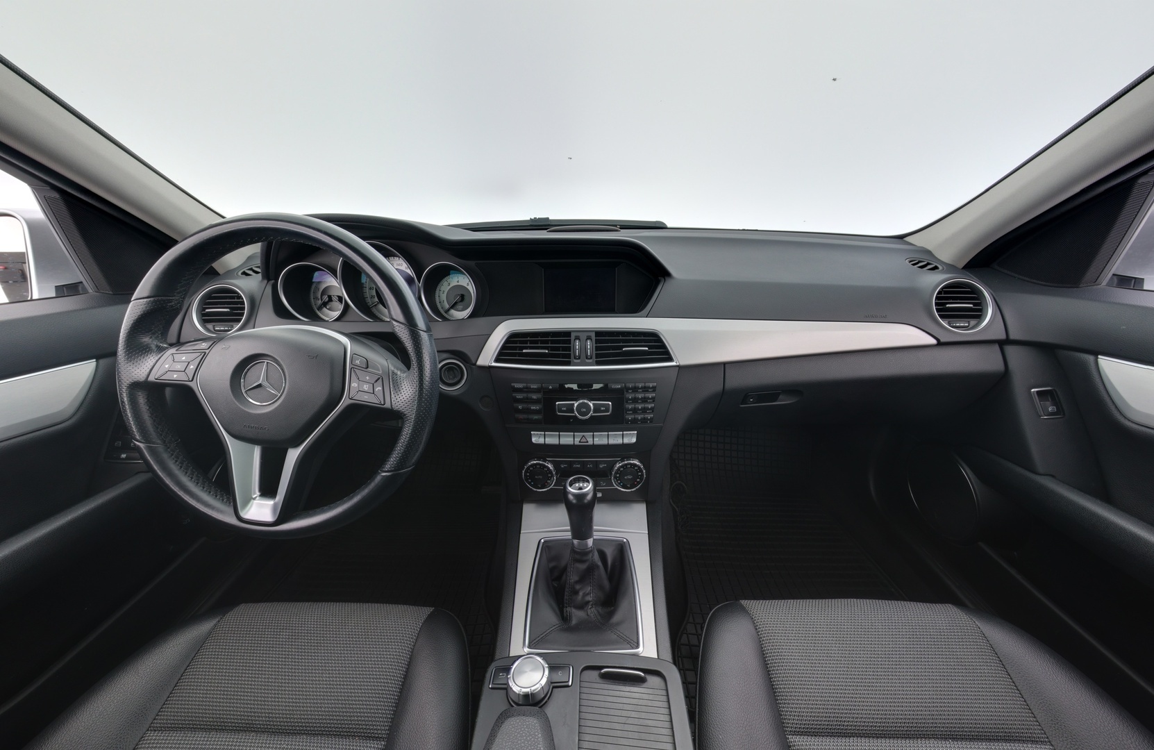 MERCEDES-BENZ C 2012