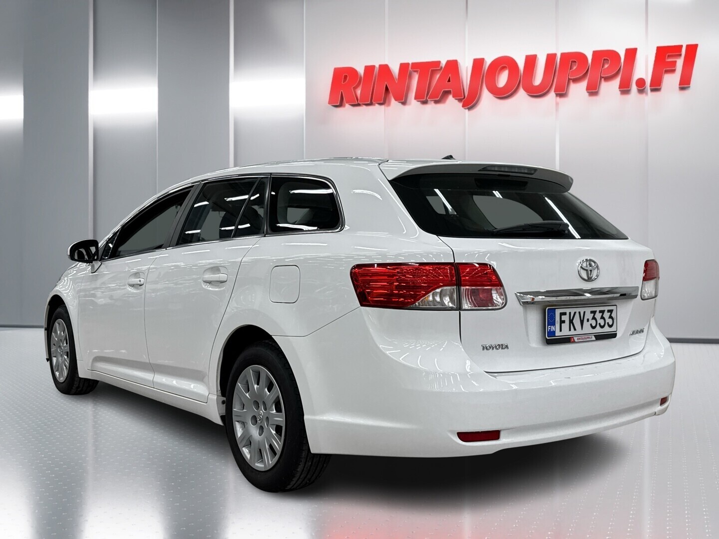 TOYOTA Avensis 2012