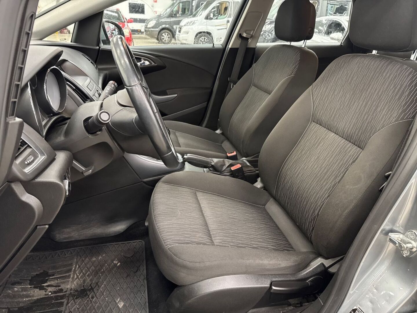 OPEL Astra 2013