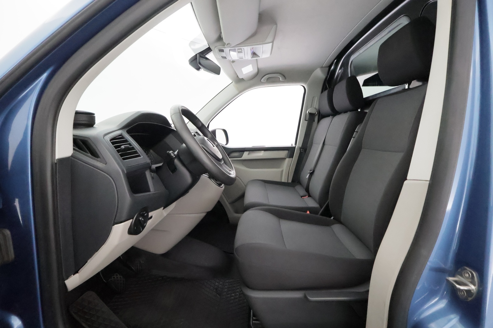 VOLKSWAGEN Transporter 2015