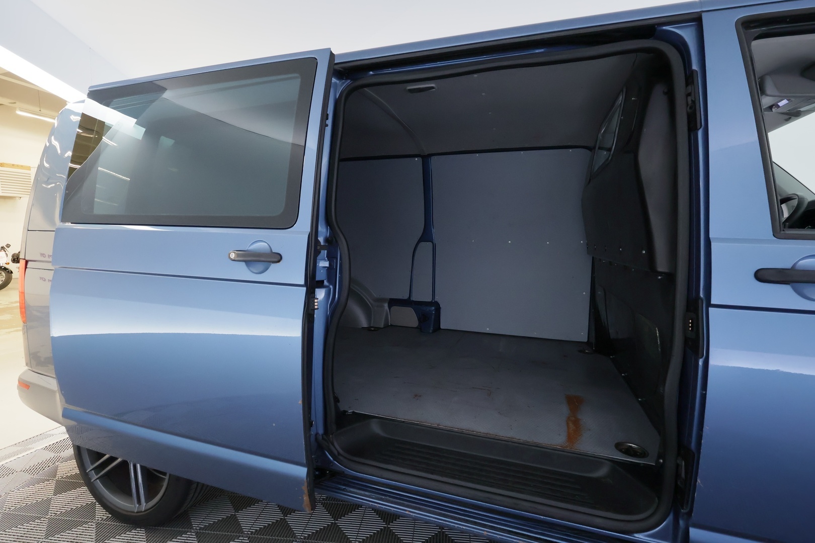 VOLKSWAGEN Transporter 2015
