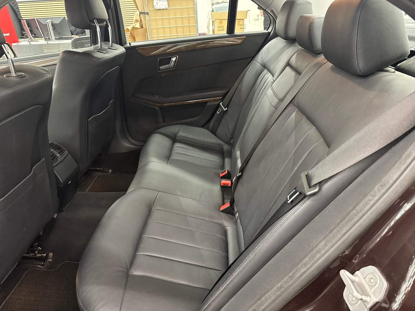 MERCEDES-BENZ E 2009